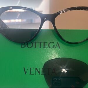 Bottega Veneta Black Tortoiseshell Frame Sunglasses with Dark Lenses